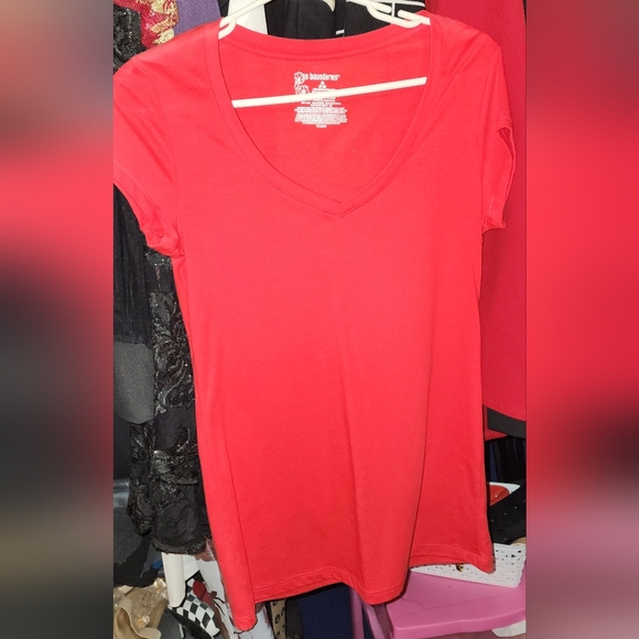 No Boundaries Tops - No Boundaries Red Short Sleeve V-Neck Top